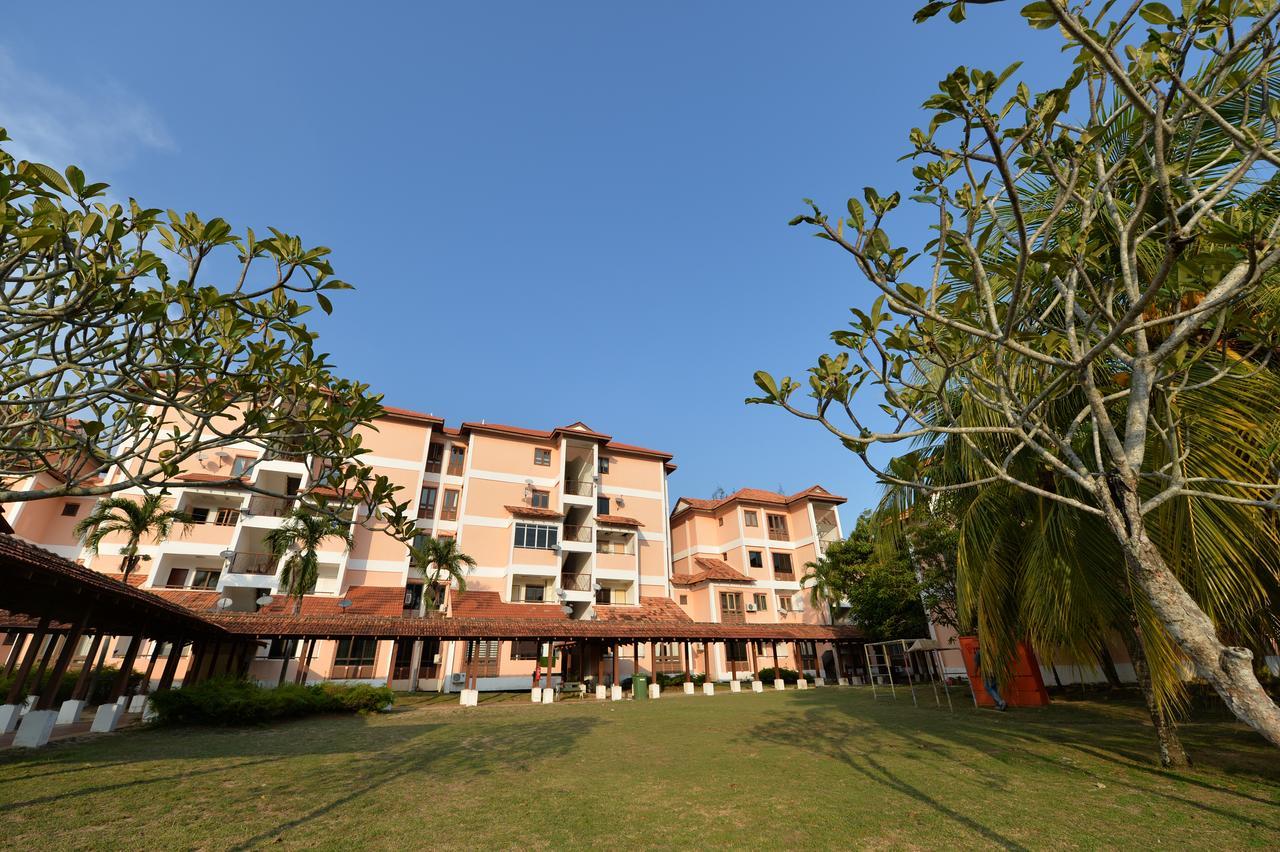 Kijal Apartment Exterior photo